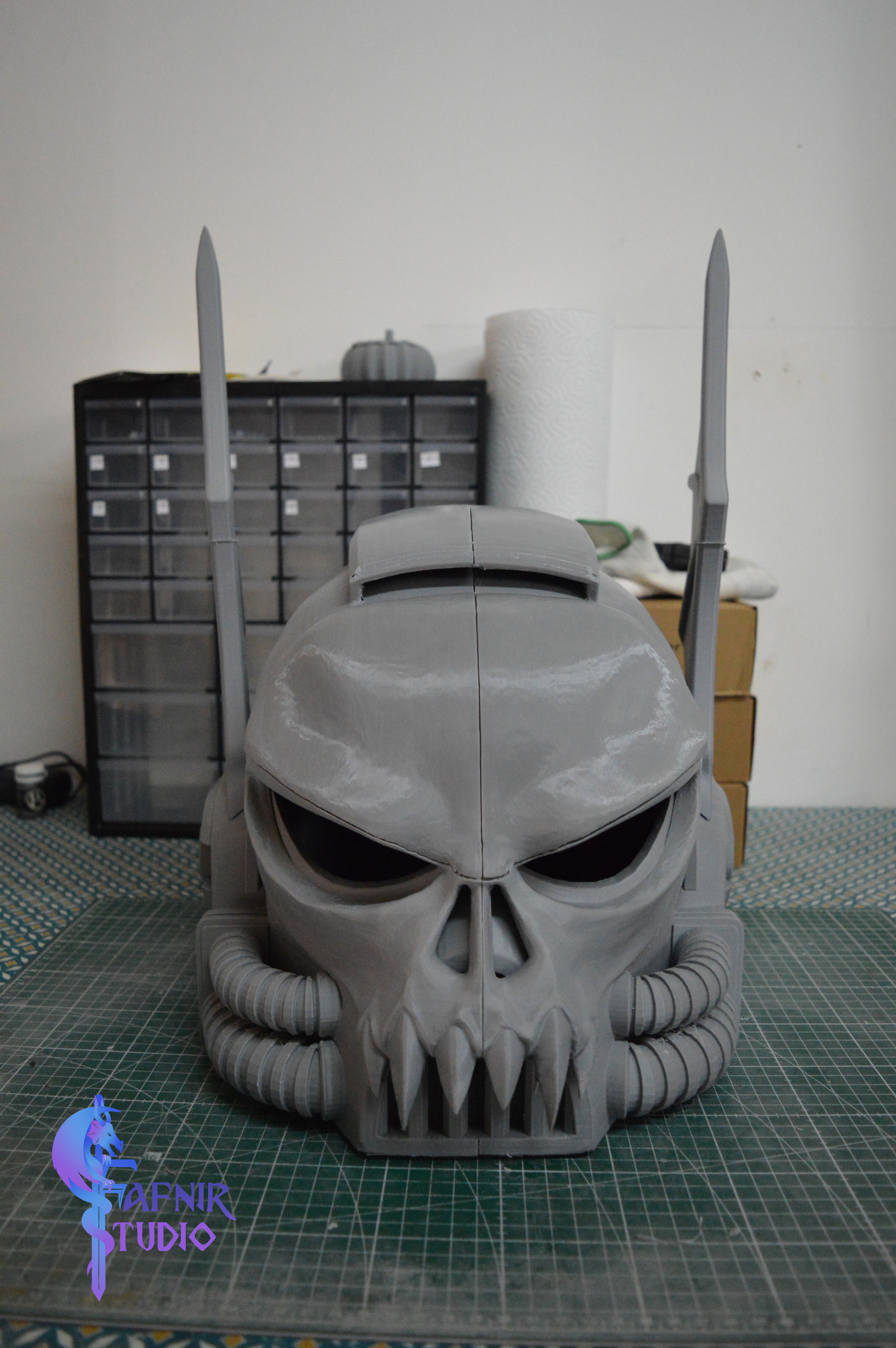 impression face Casque Nox Terror MKVII